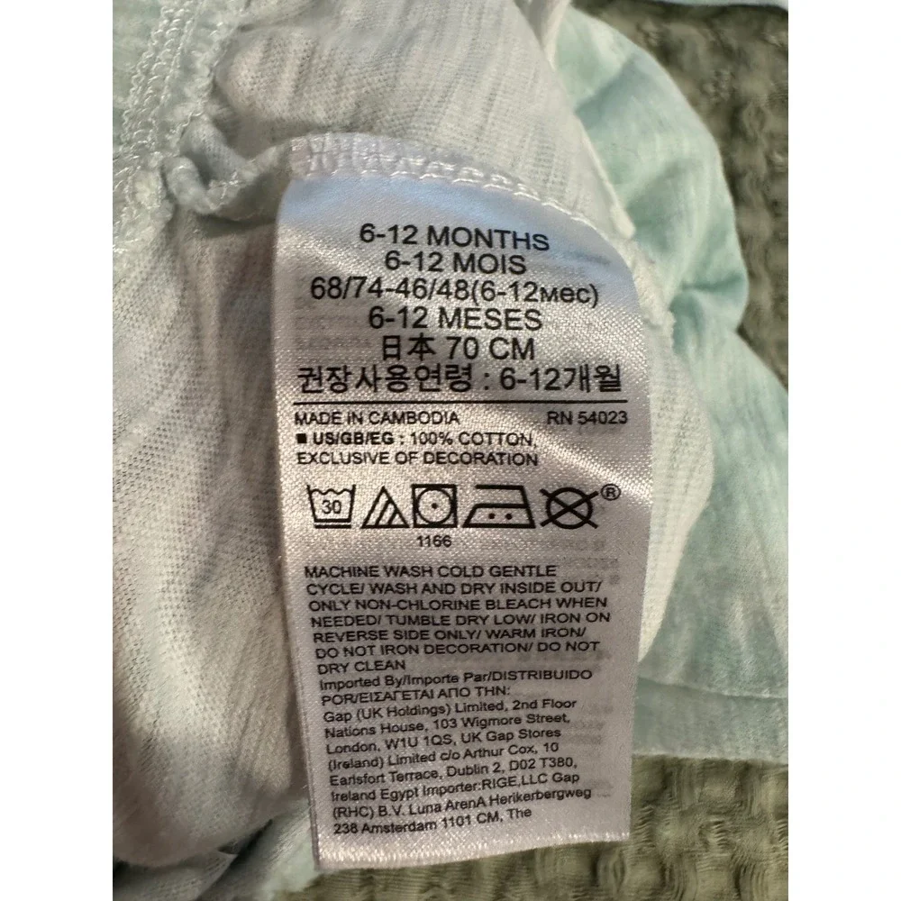 Baby Gap First Favorites Organic Cotton Tie Dye Henley Top and Shorts Set 6-12M